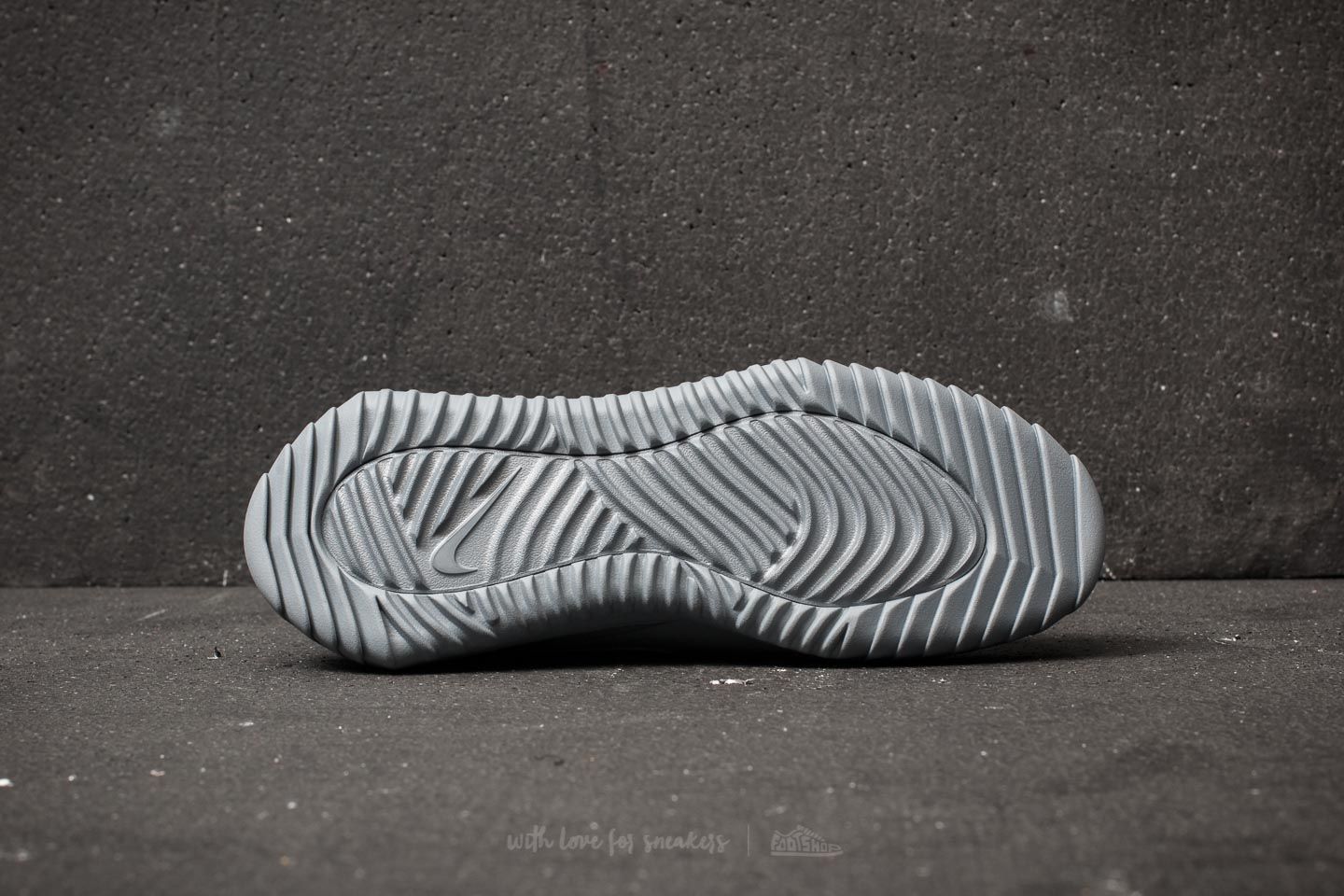 Meeste kingad Nike Air Wild Dark Grey/ Cool Grey-Obsidian