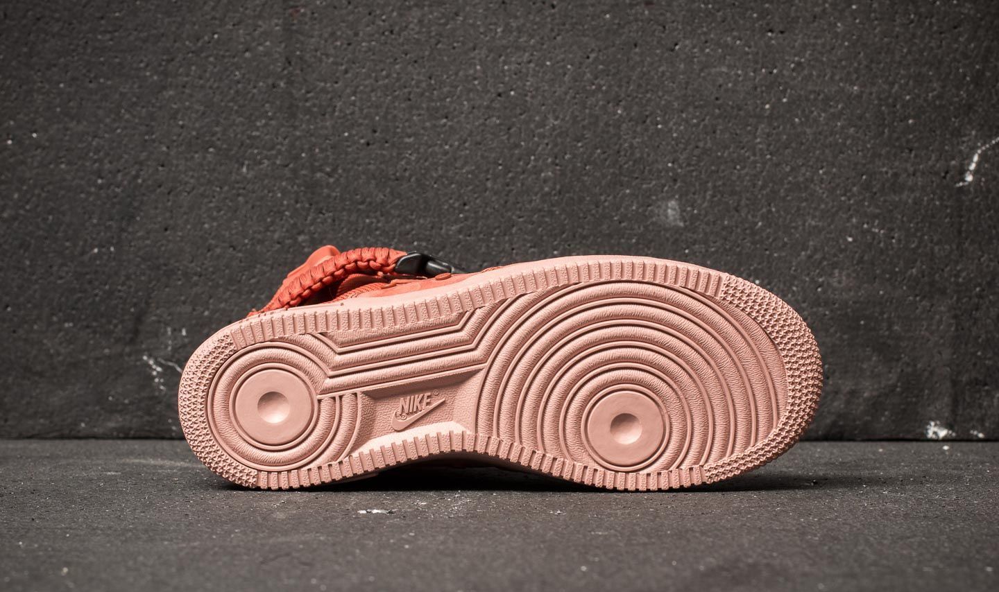 Women's shoes Nike W SF Air Force 1 Dusty Peach/ Dusty Peach