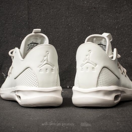 Men s shoes Air Jordan First Class Light Bone Light Bone Footshop