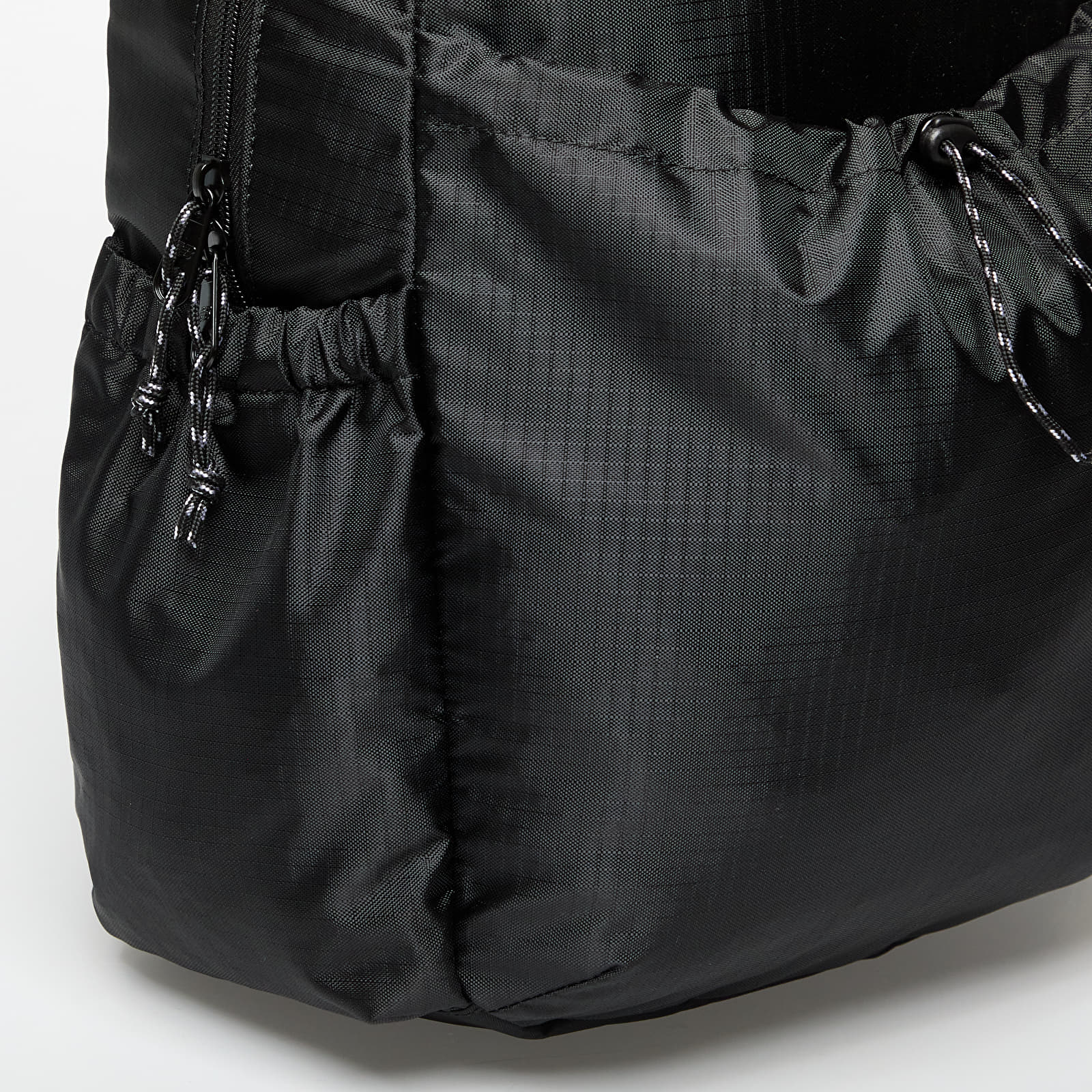 Seljakotid New Balance Essential Backpack Black
