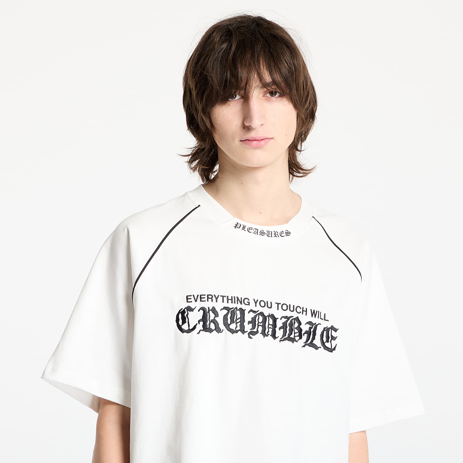 Trička PLEASURES Crumble Heavyweight Raglan White