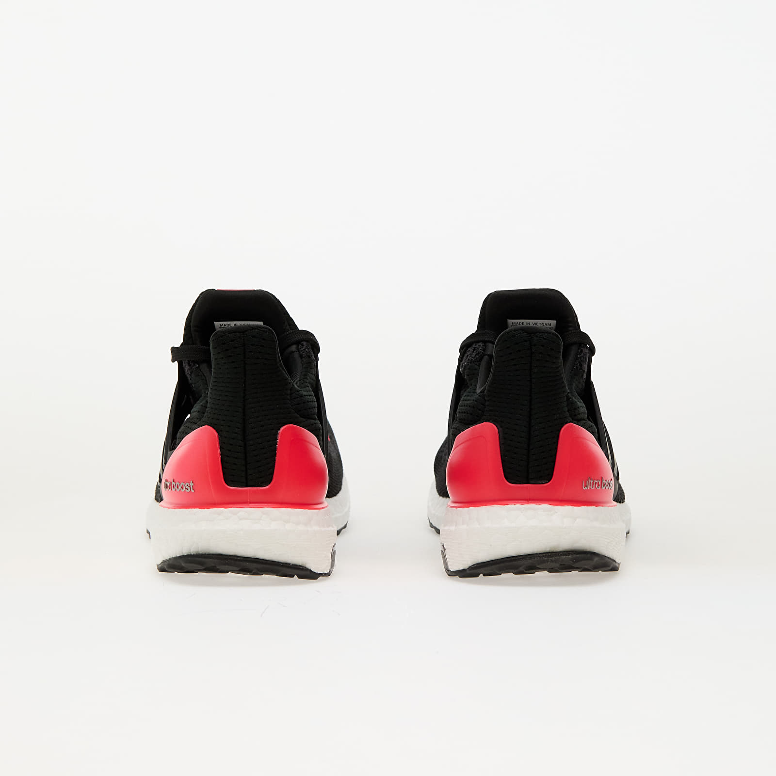 Miesten kengät adidas UltraBOOST 1.0 Core Black/ Core Black/ Lucid Red