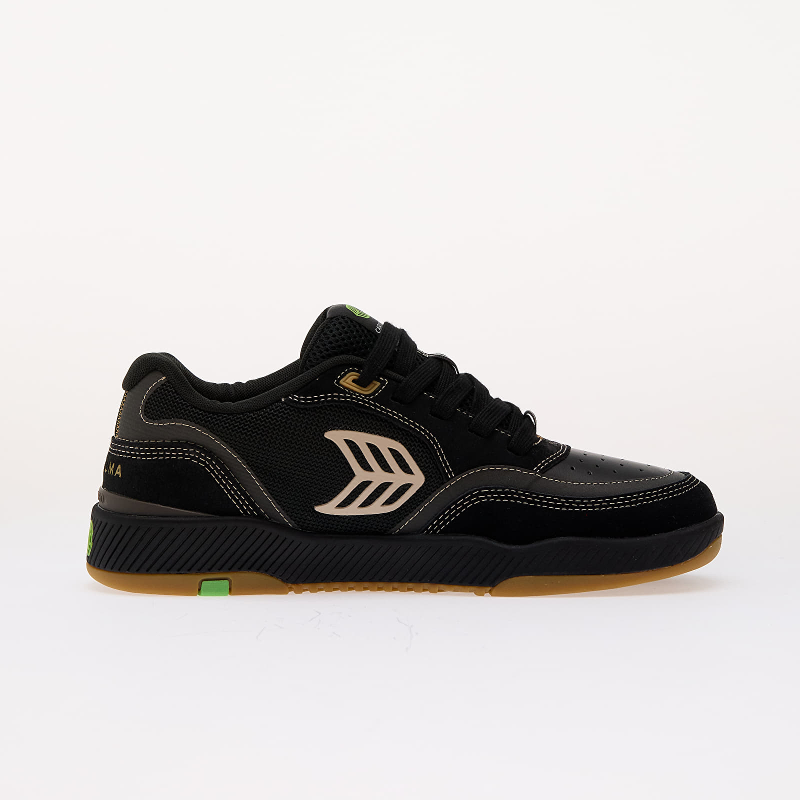 Încălțăminte și sneakerși pentru bărbați Cariuma M Uba Pro Black/ Silver Cloud