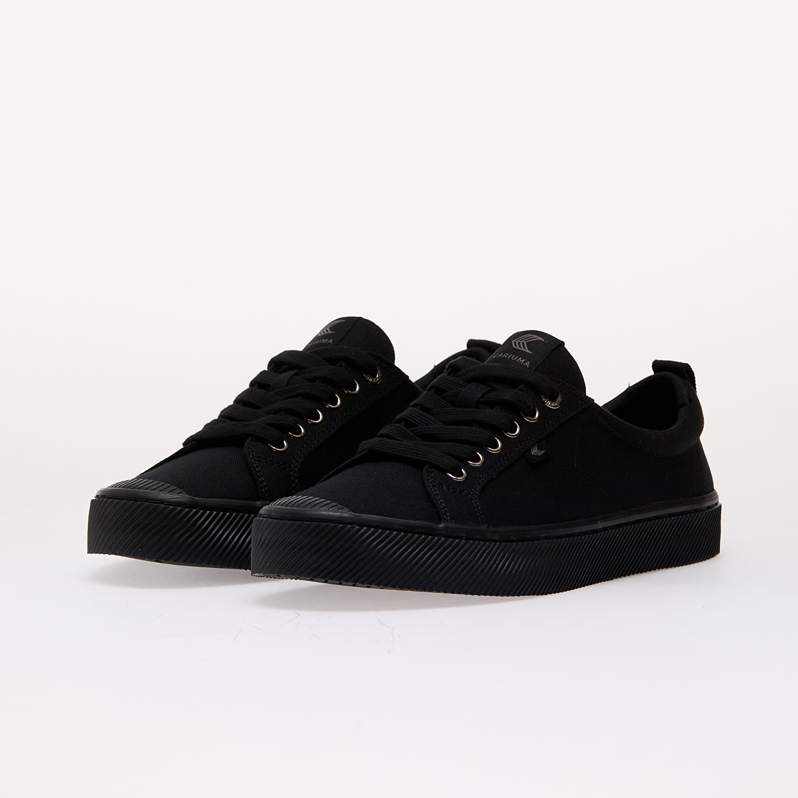 Herren Sneaker und Schuhe Cariuma M Oca Low All Black