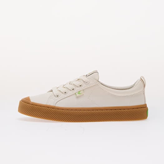 Cariuma W Oca Low Gum Off-White