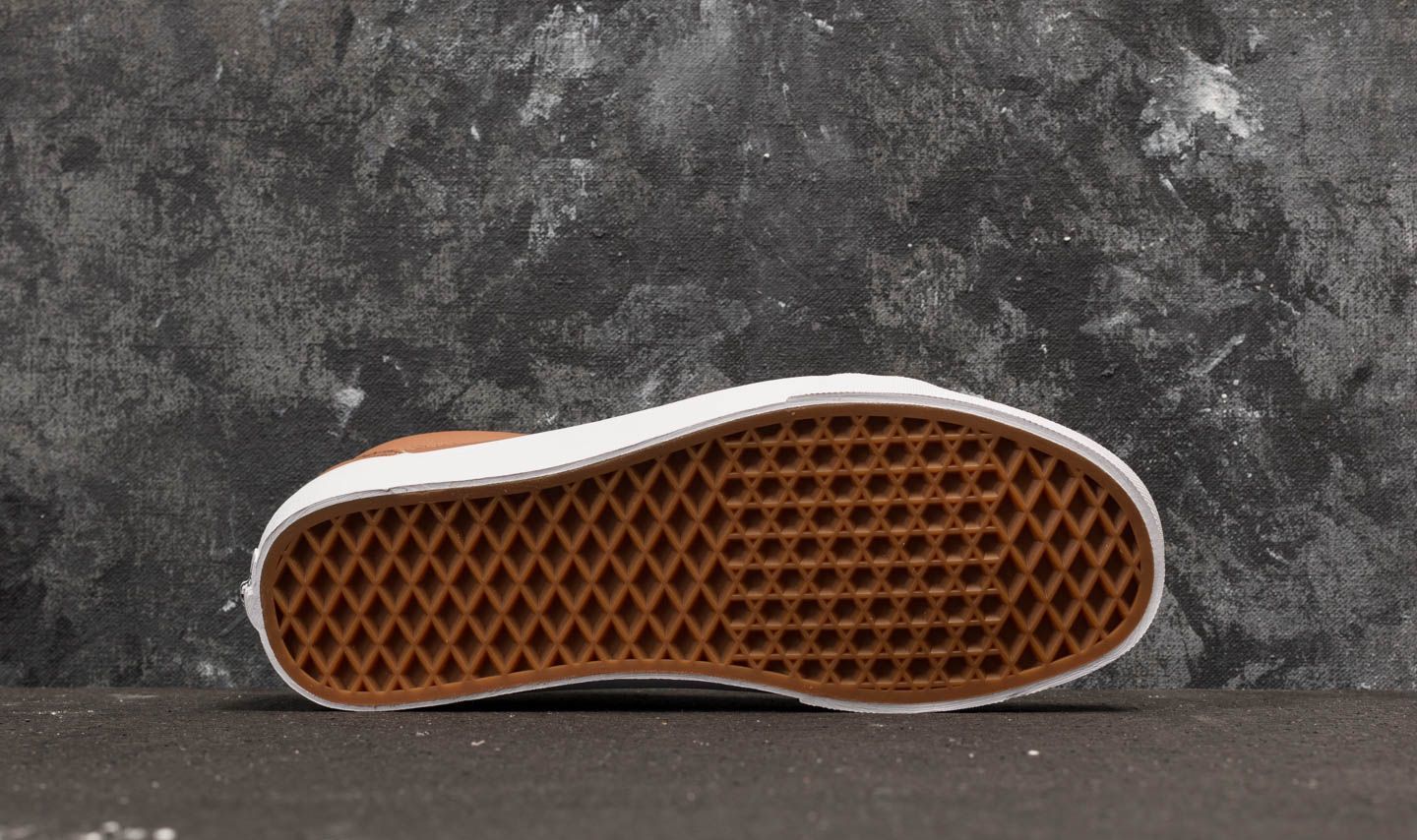 Ženski čevlji Vans Old Skool (Leather) Tawny Brown/ True White