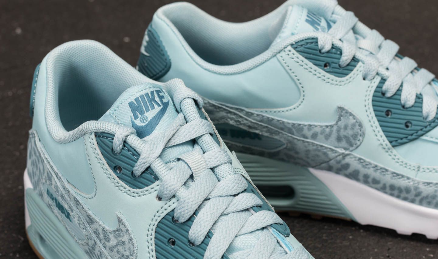 Women s shoes Nike Air Max 90 Leather SE GG Ocean Bliss Noise Aqua White Footshop