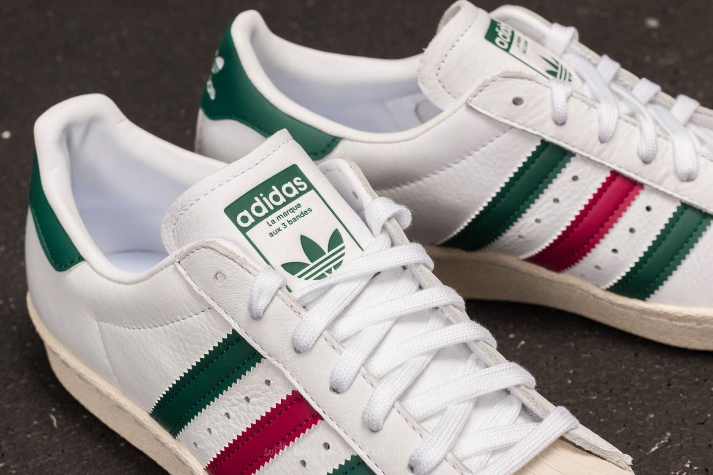 Superstar green red online