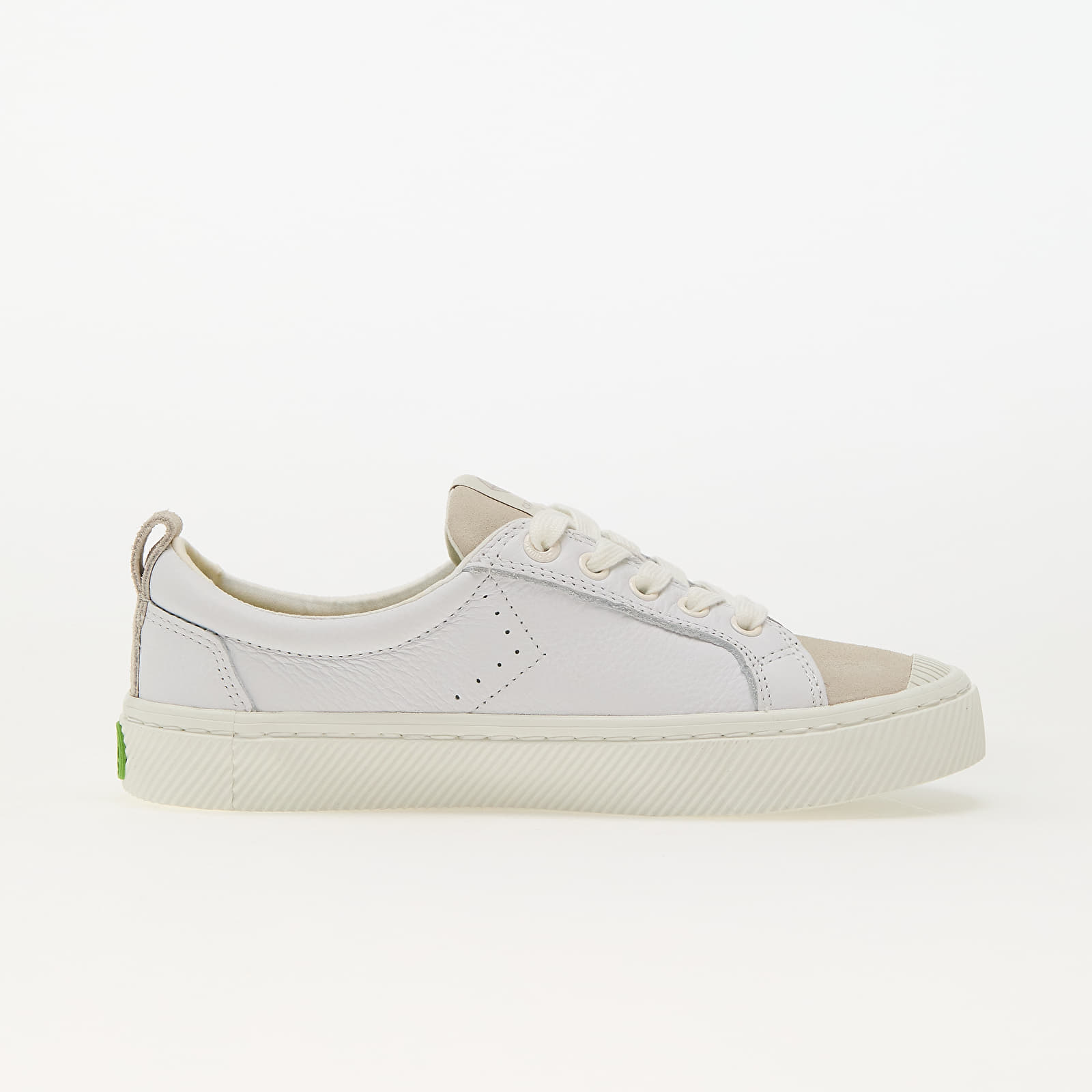 Miesten kengät Cariuma M Oca Low White
