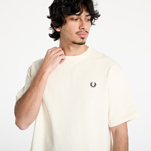 【FRED PERRY】 Embroidered Champion T-Shirt R553 T-shirts FRED PERRY Embroidered Champion T-Shirt Ecru | Footshop