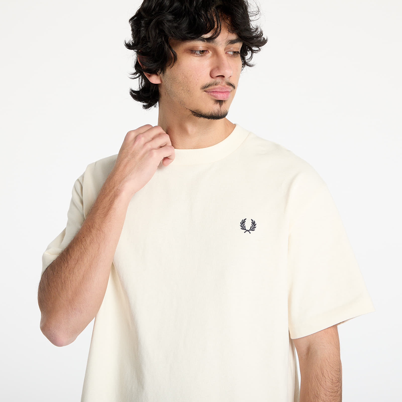 T-shirts FRED PERRY Embroidered Champion T-Shirt Ecru