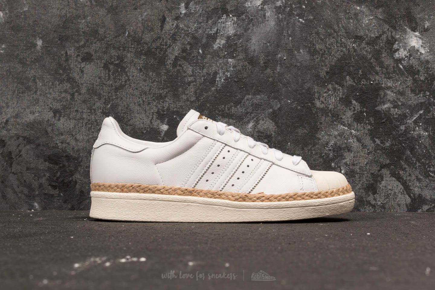 Superstar 80s new bold w on sale