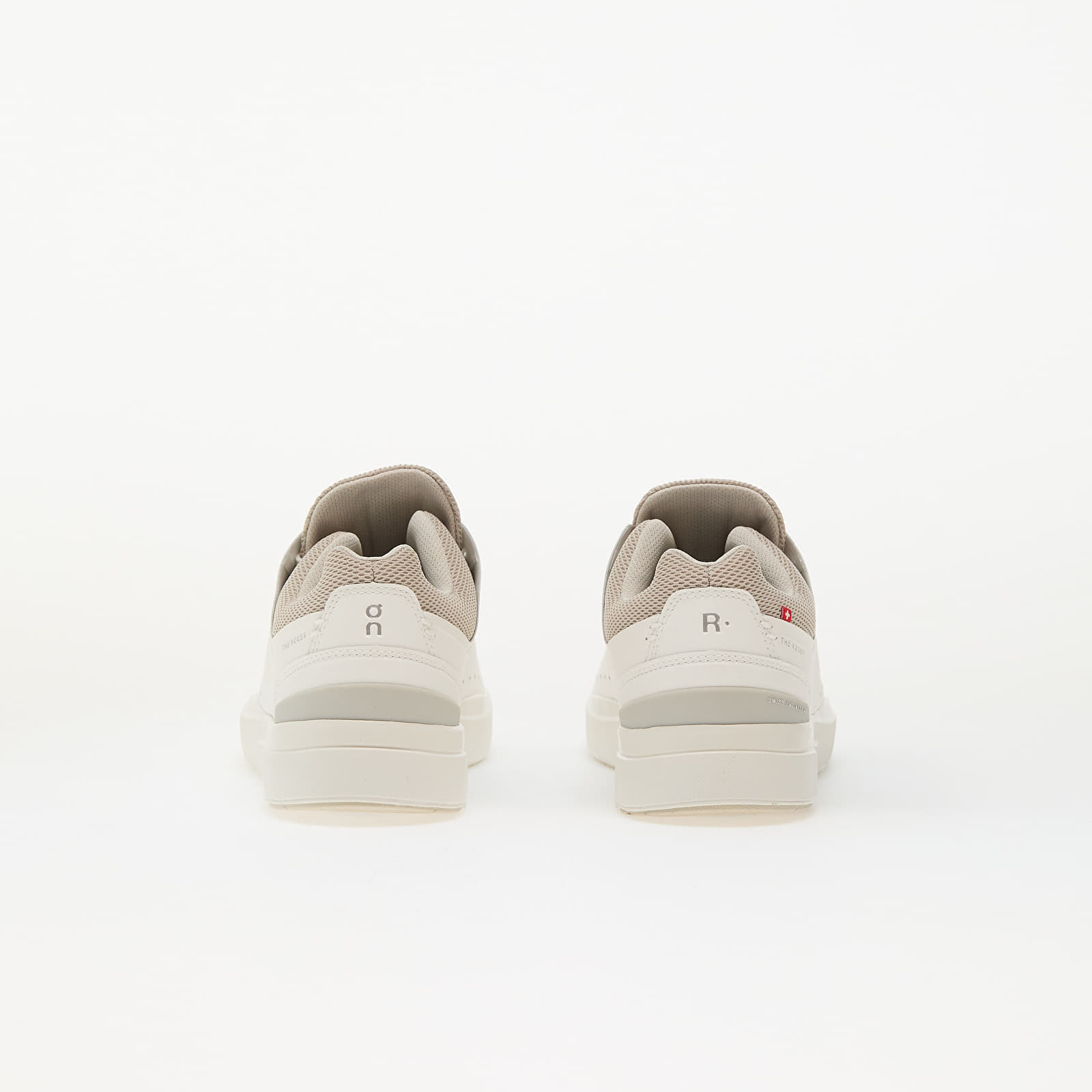 Dámské tenisky a boty On W The Roger Advantage White/ Sand