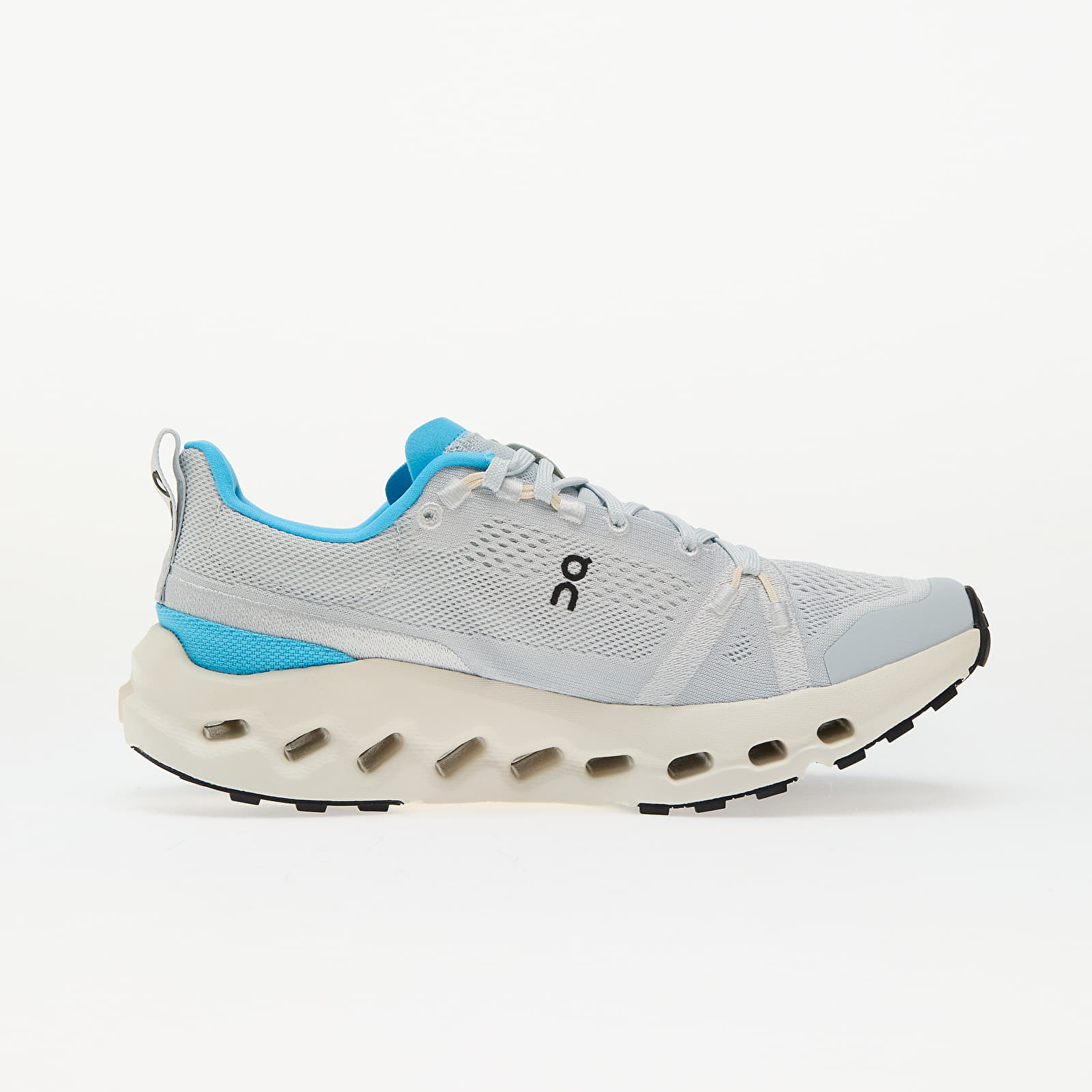 Dámské tenisky a boty On W Cloudsurfer Trail Arctic/ Ivory