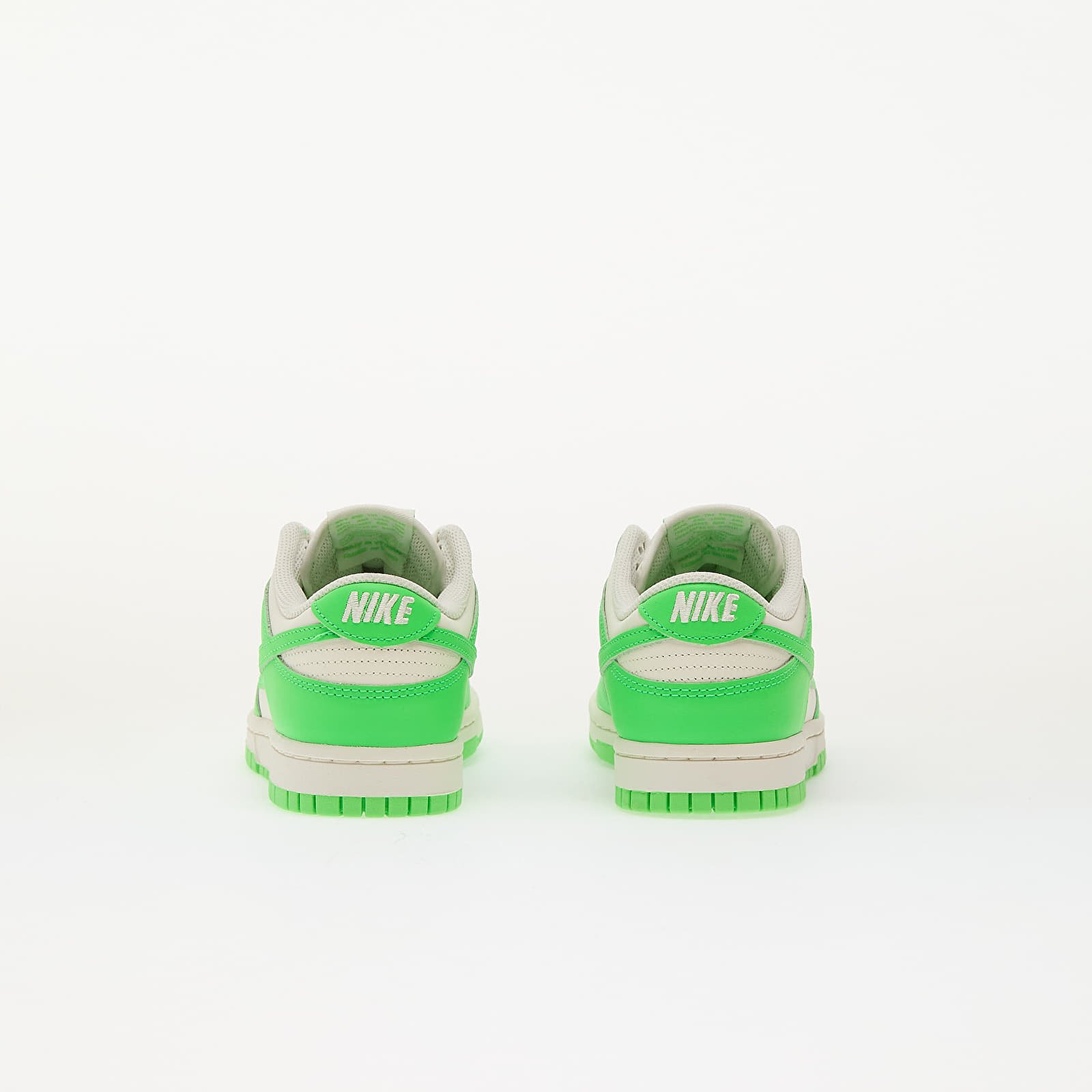 Women's shoes Nike W Dunk Low Sail/ Green Strike