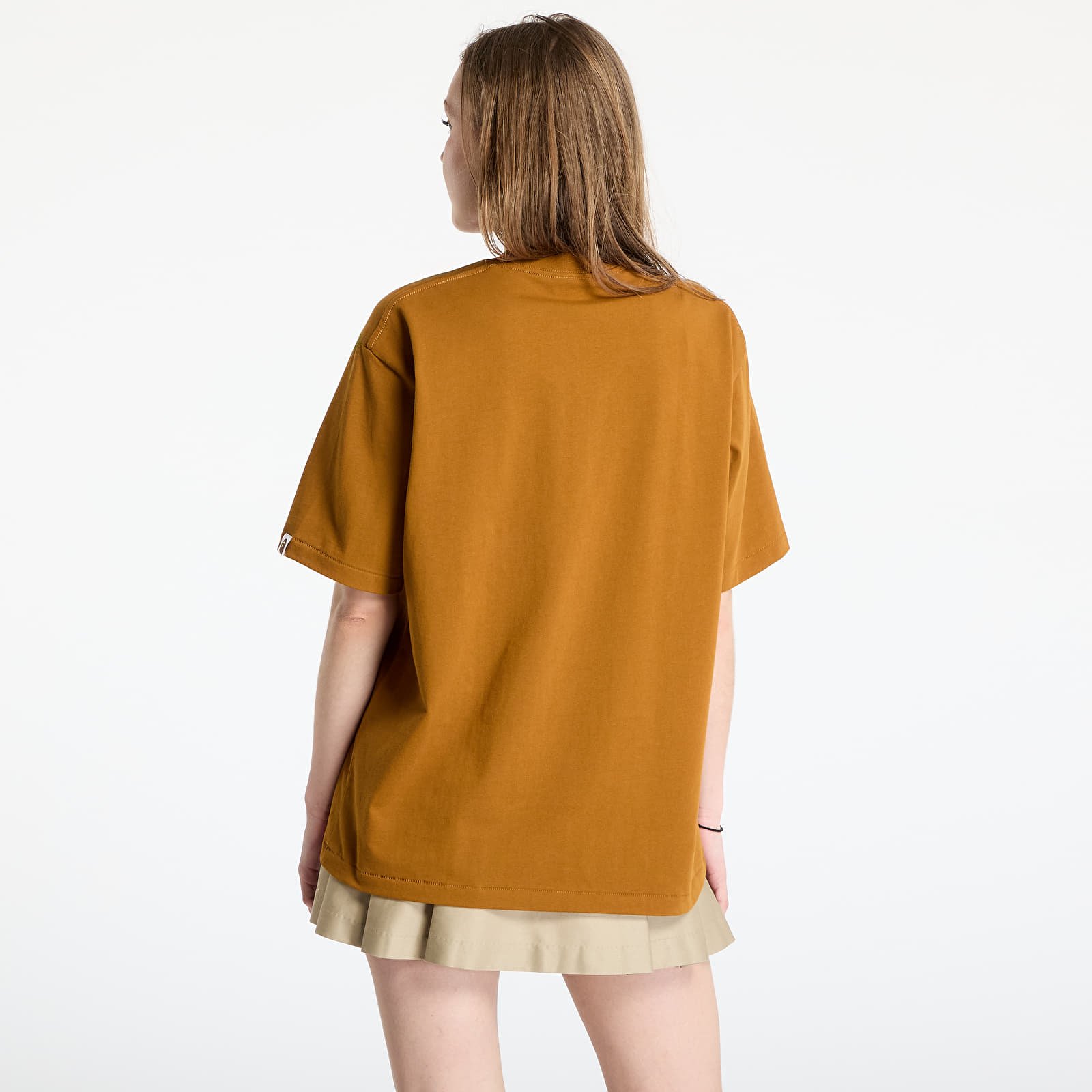 Чоловічі футболки A BATHING APE College Monogram Ape Head Relaxed Fit Tee UNISEX Beige
