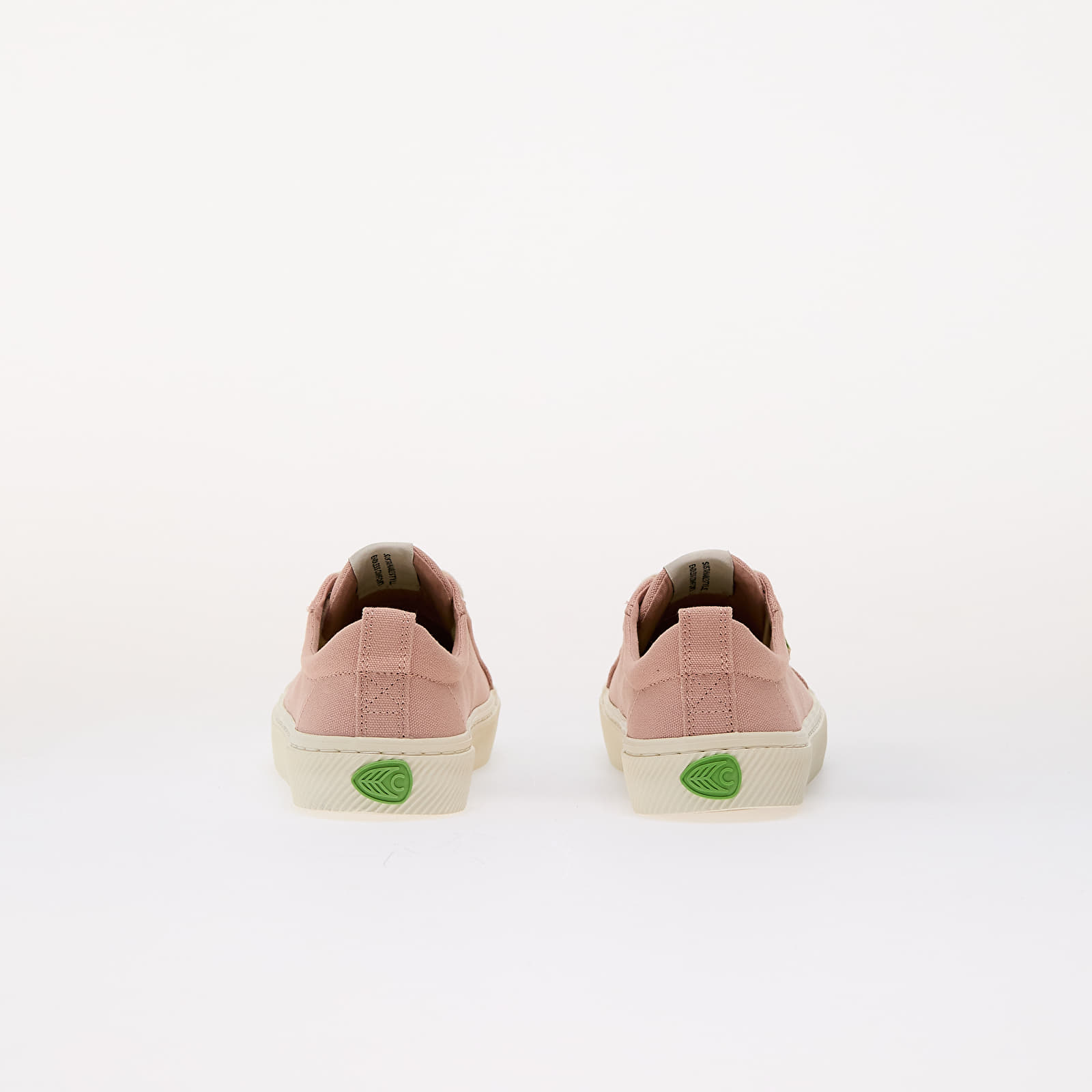 Vīriešu apavi Cariuma M Oca Low Rose Red