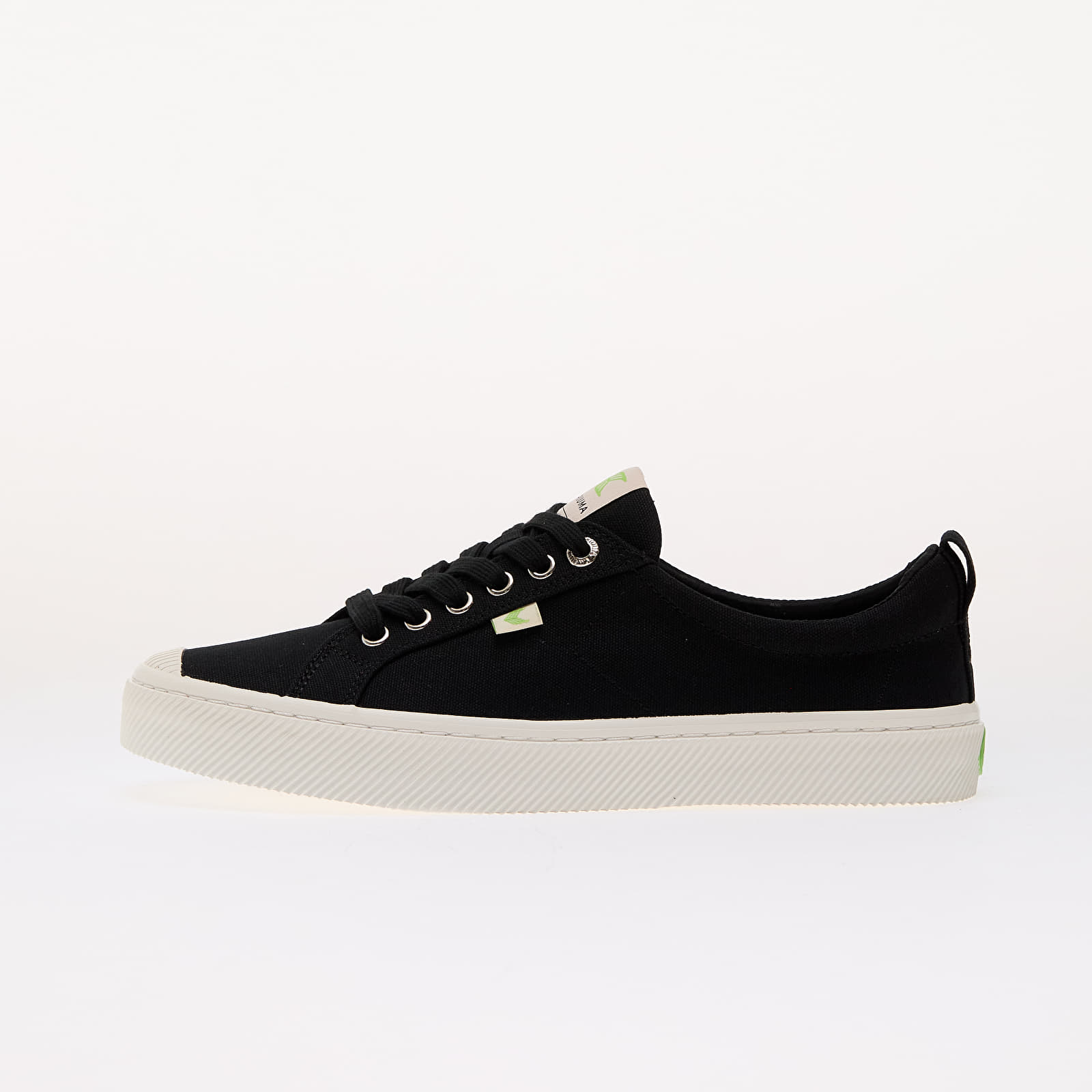 Frauen Cariuma W Oca Low Black
