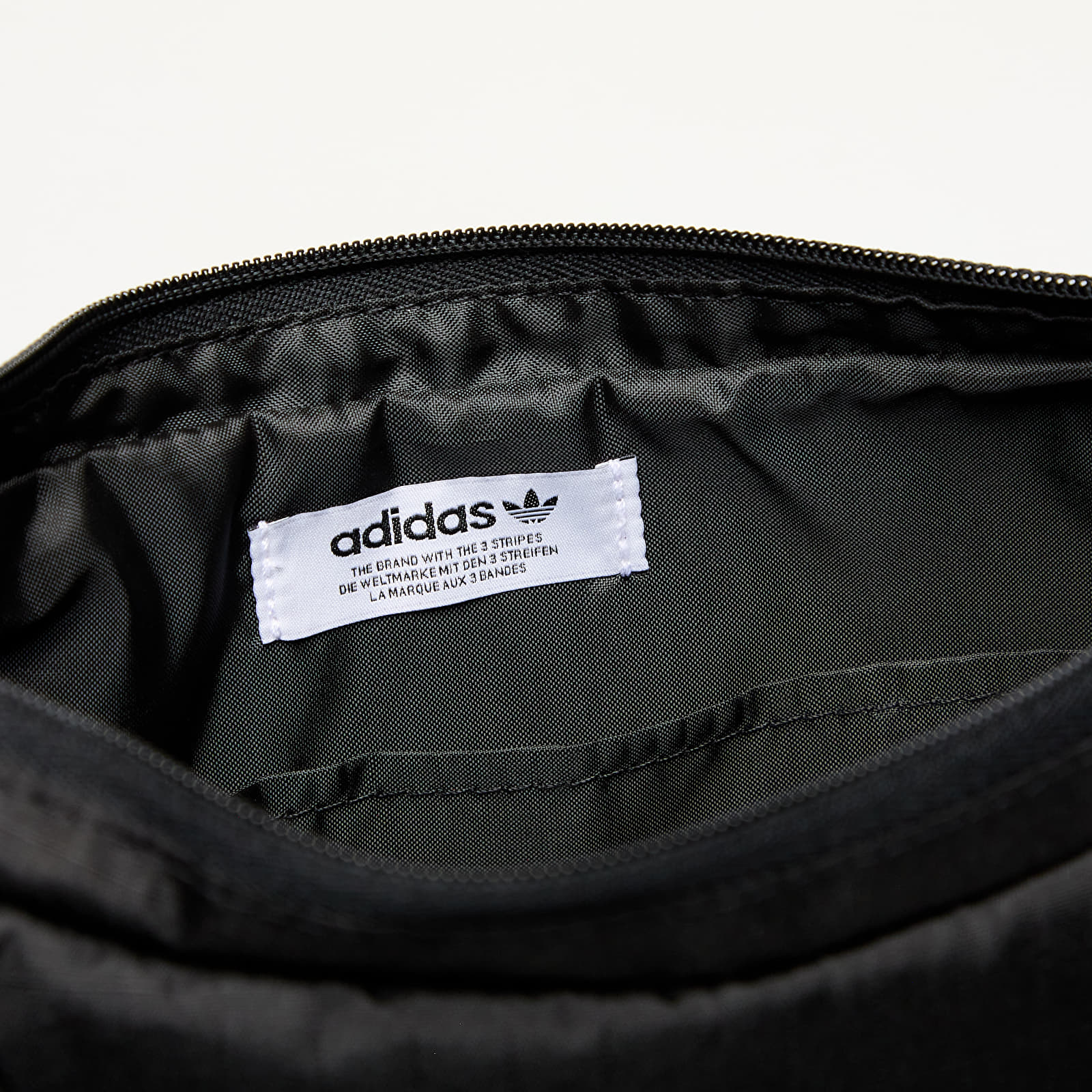Crossbody táskák adidas Shoulderbag Black/ Black