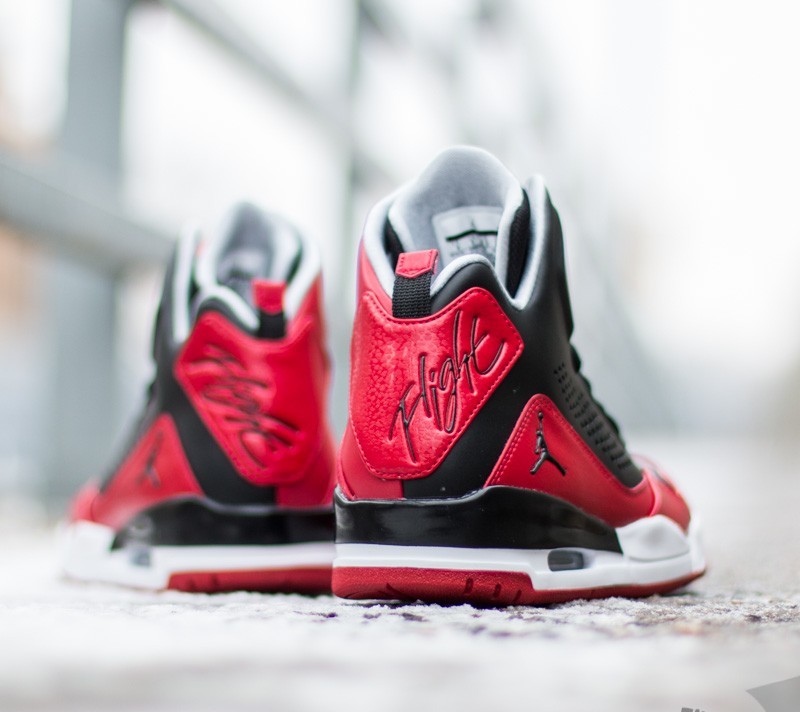 Mens mid tops high tops Jordan SC 3 Black Black Gym Red Footshop