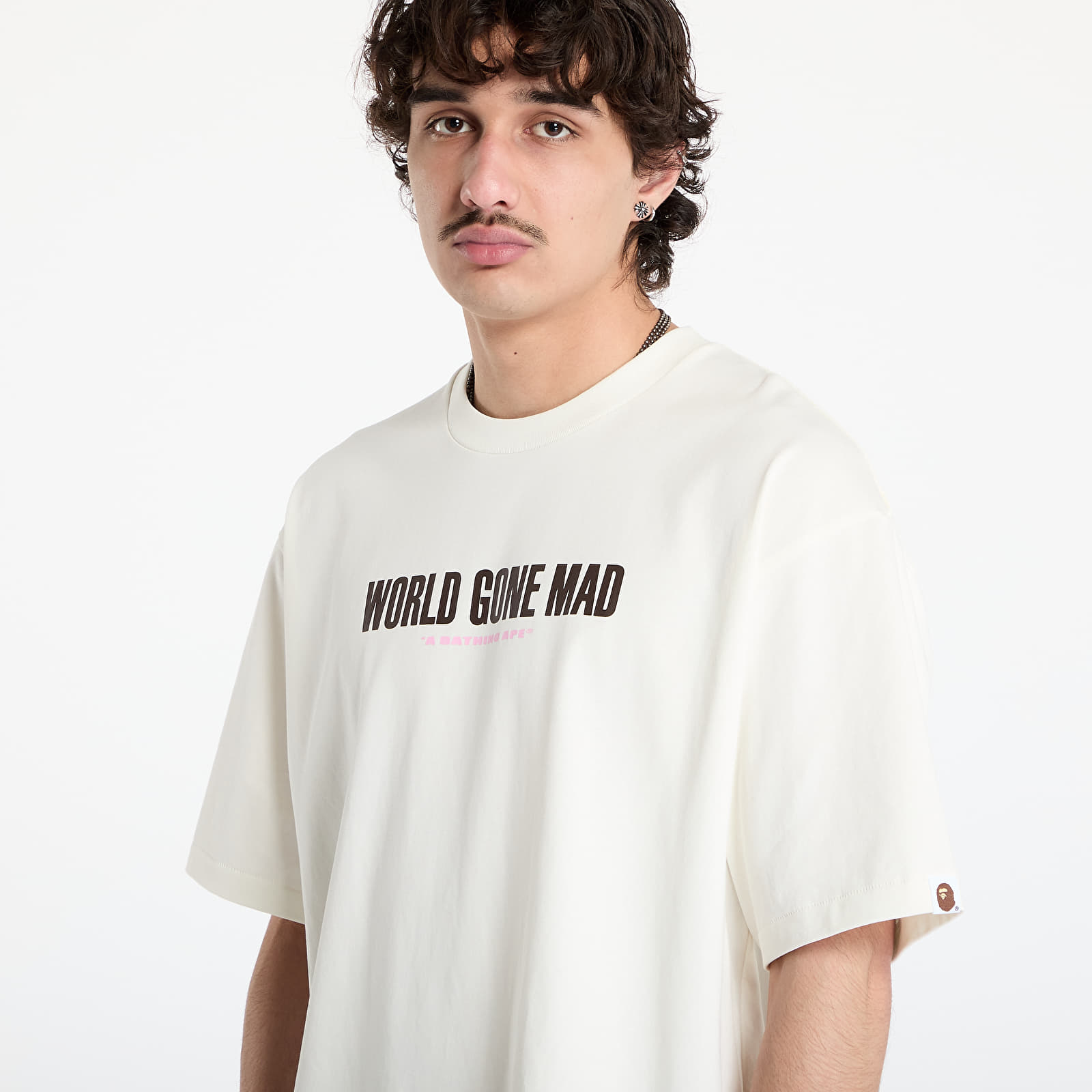 Männer T-Shirts A BATHING APE Slogan Relaxed Fit Tee UNISEX Ivory