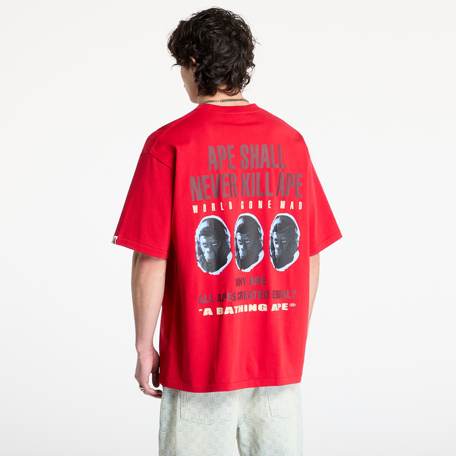 Miesten T-paidat A BATHING APE Slogan Relaxed Fit Tee UNISEX Red