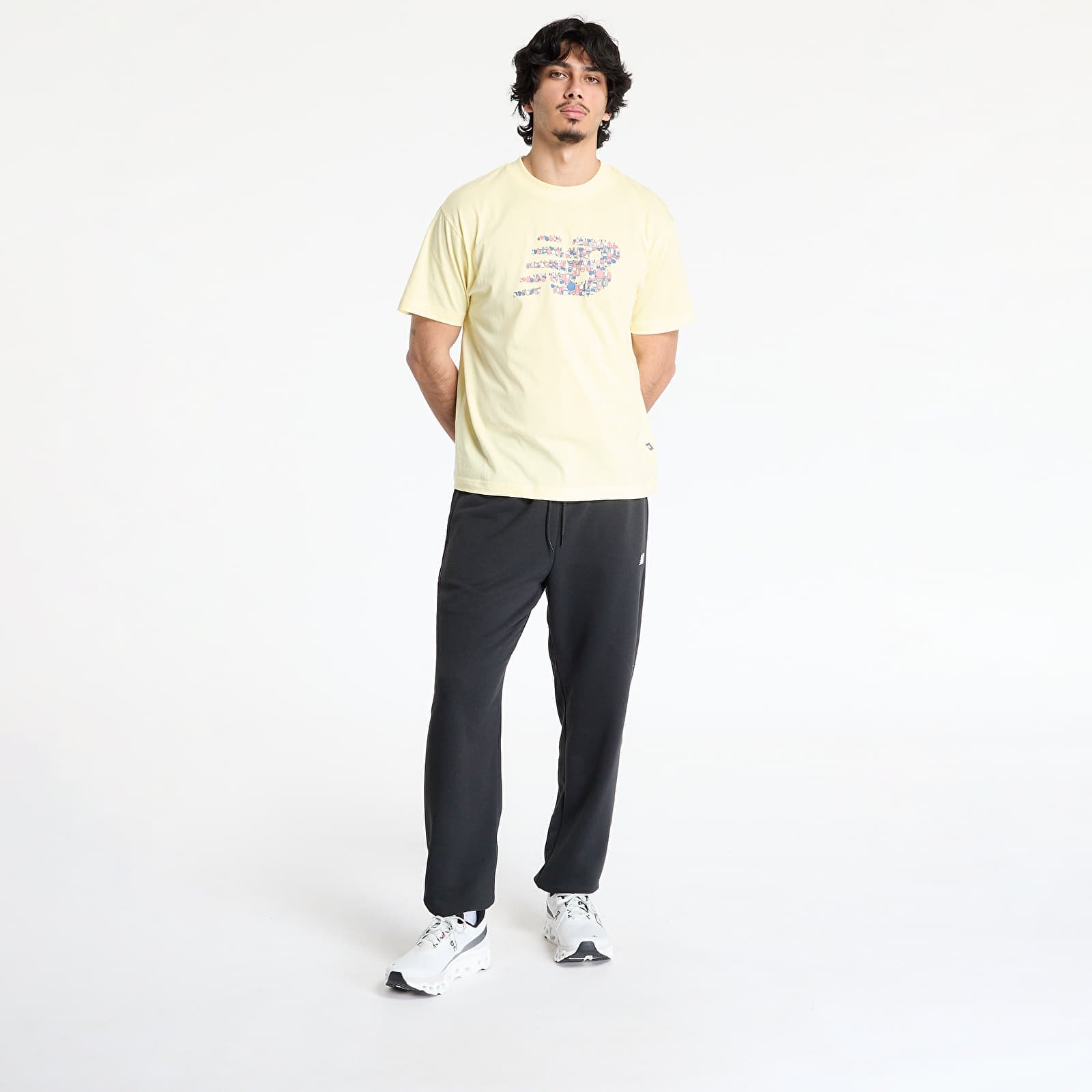 Tepláky New Balance French Terry Jogger Black
