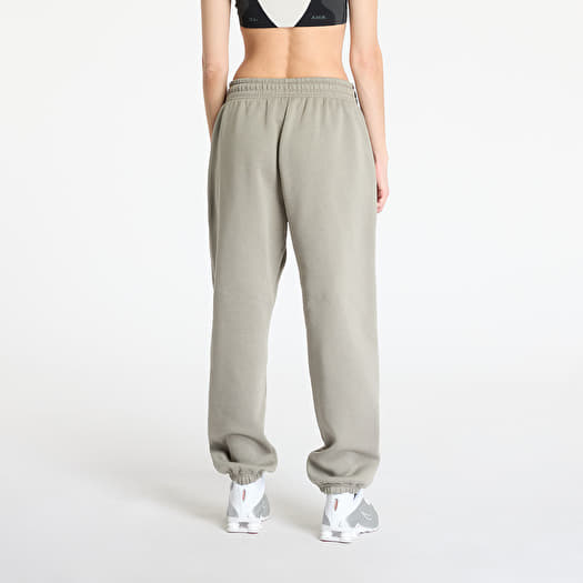 nike lightweight jogger