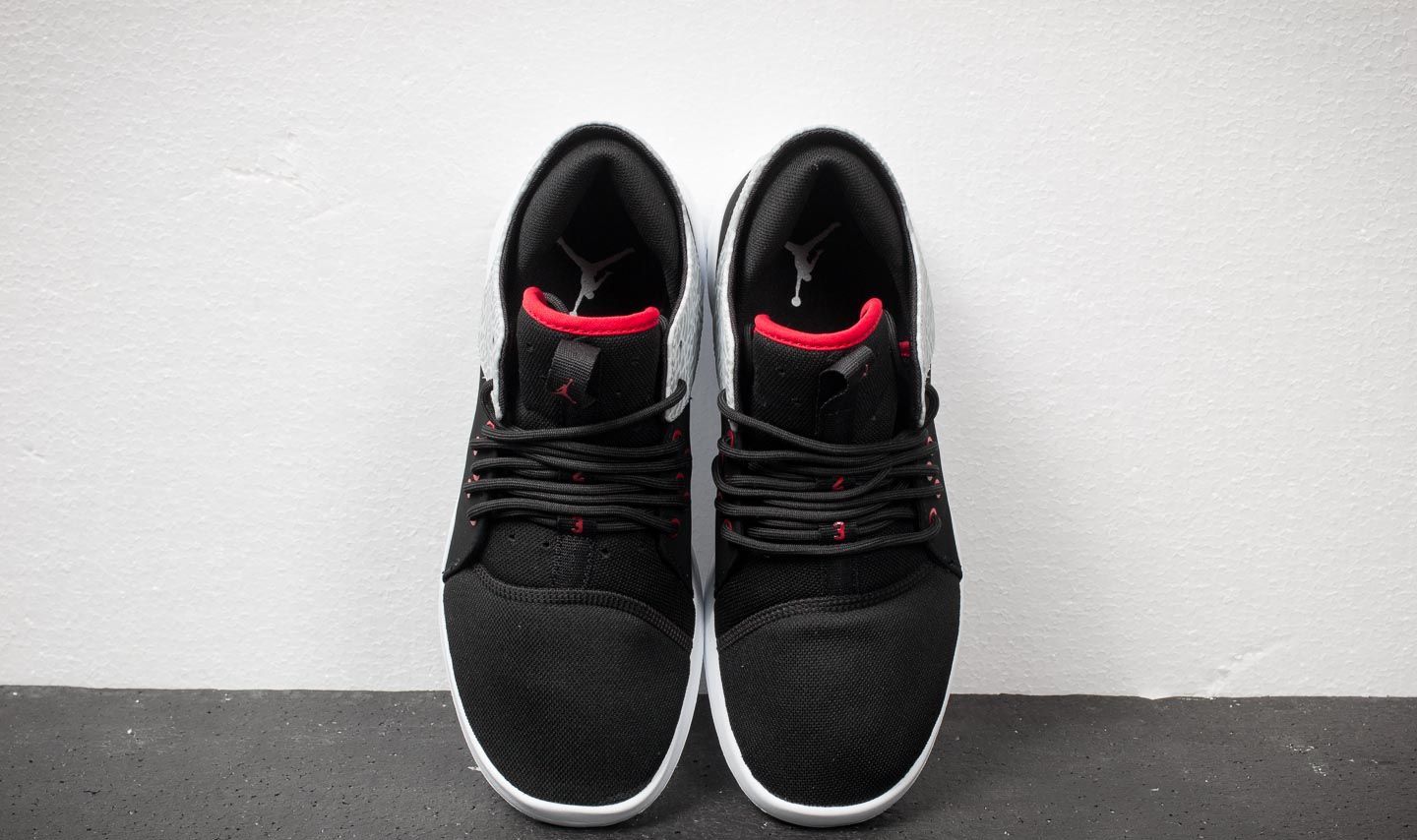 Jordan first class shoes best sale