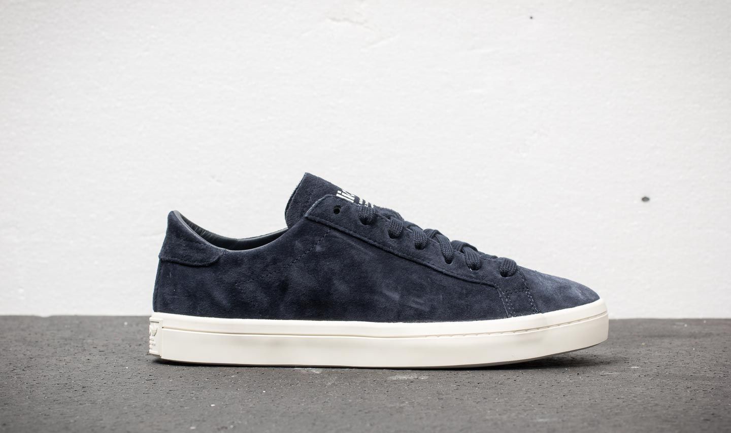 Women's shoes adidas Court Vantage W Legend Ink/ Off White/ Legend Ink