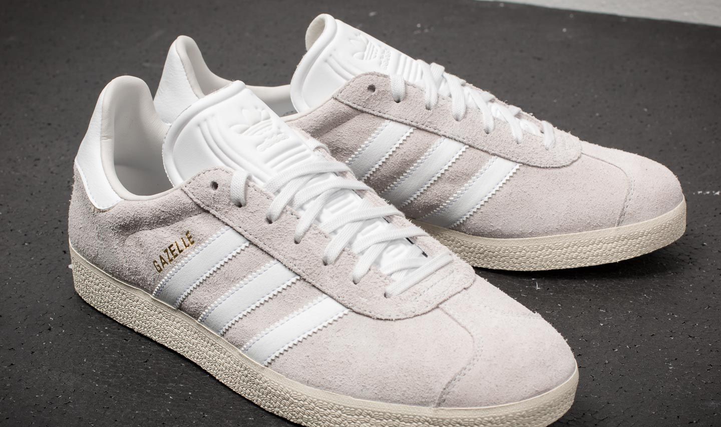 Men s shoes adidas Gazelle Crystal White Ftw White Cream White Footshop