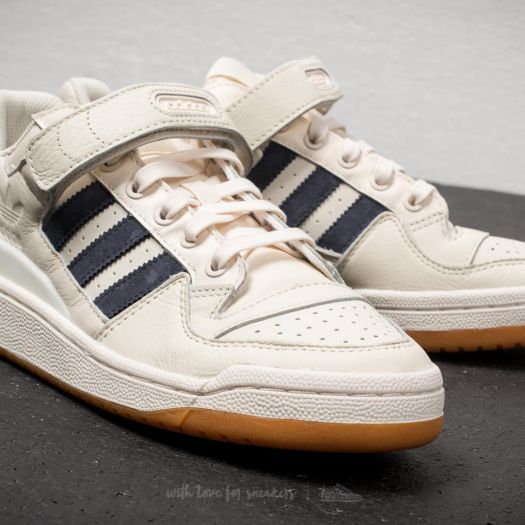 Adidas forum low chalk online