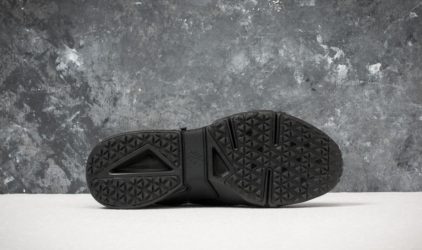 Men's shoes Nike Air Huarache Drift Black/ White