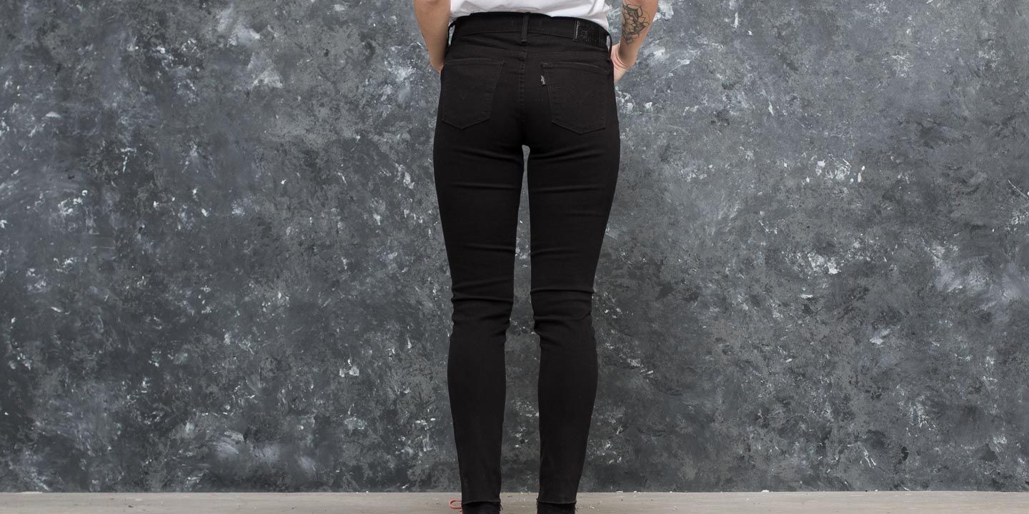 Nadrágok Levi's® 710 Super Skinny Jeans Atomic Black