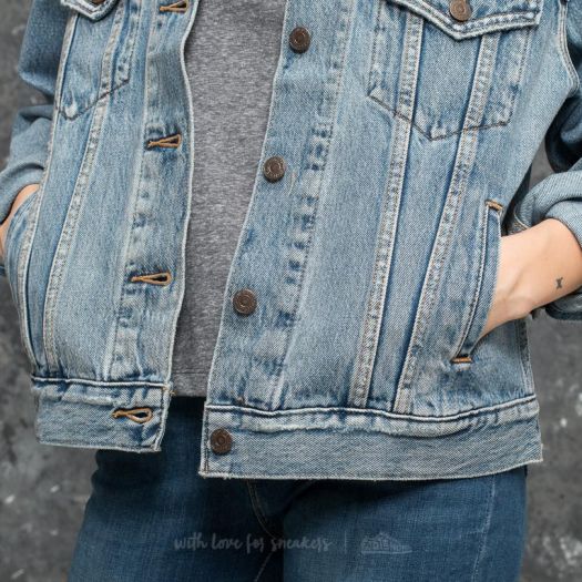 Levi's ex boyfriend trucker jacket indigo anthem discount