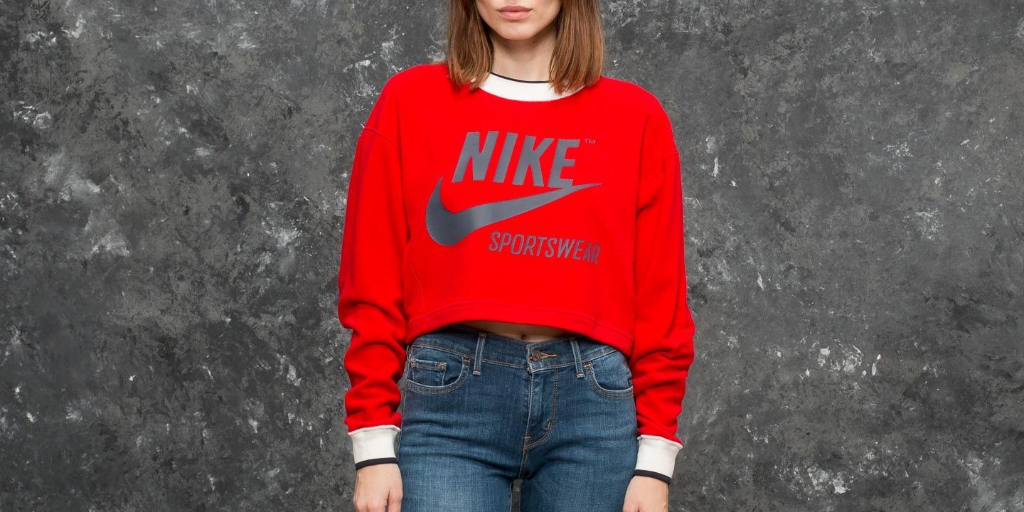 Hupparit ja collegepaidat Nike Sportswear Reversible Crew University Red