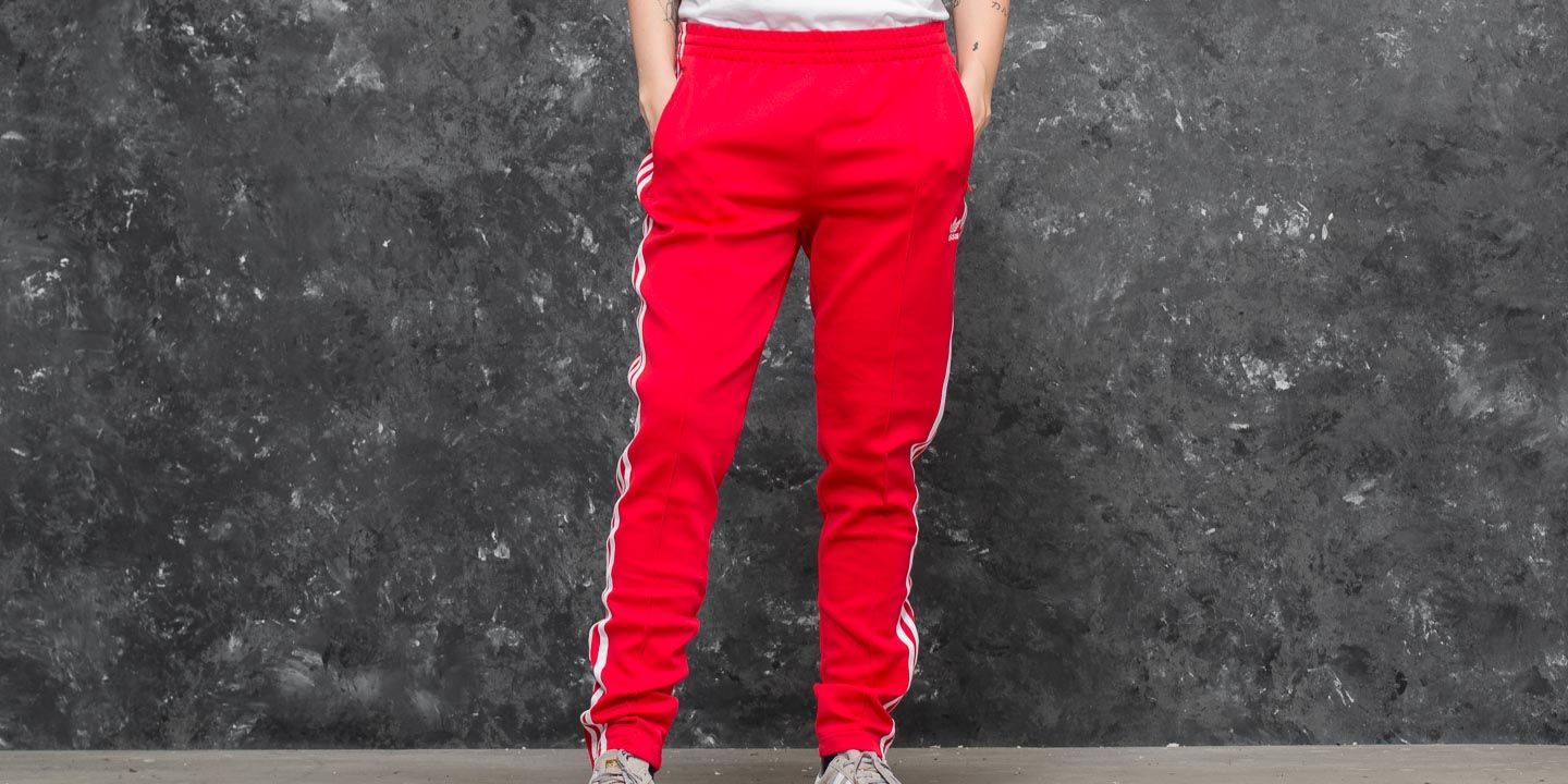Pantalones adidas Superstar Trackpants Radiant Red