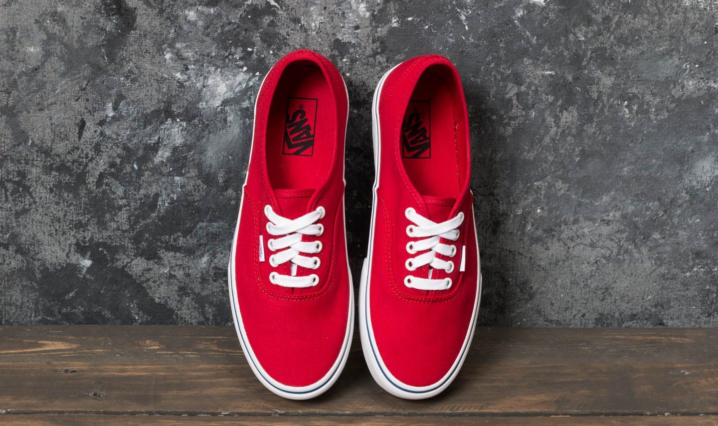 Red classic vans top