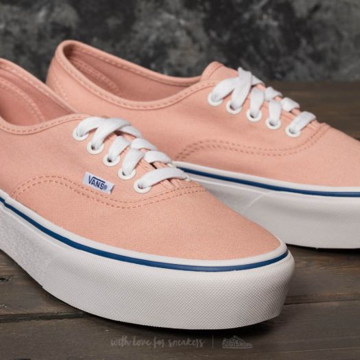Authentic platform deals vans white