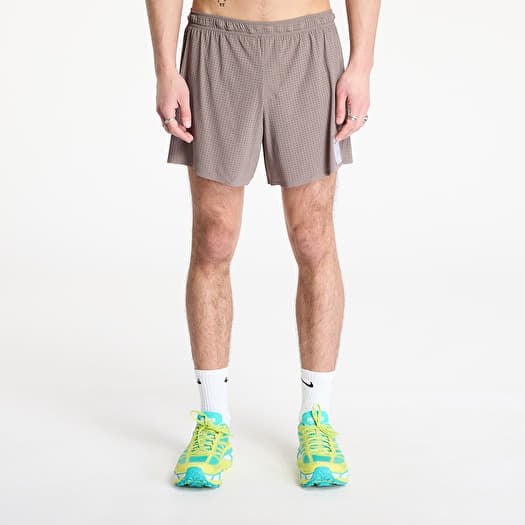 Šortky Satisfy Space-O 5" Shorts Taupe