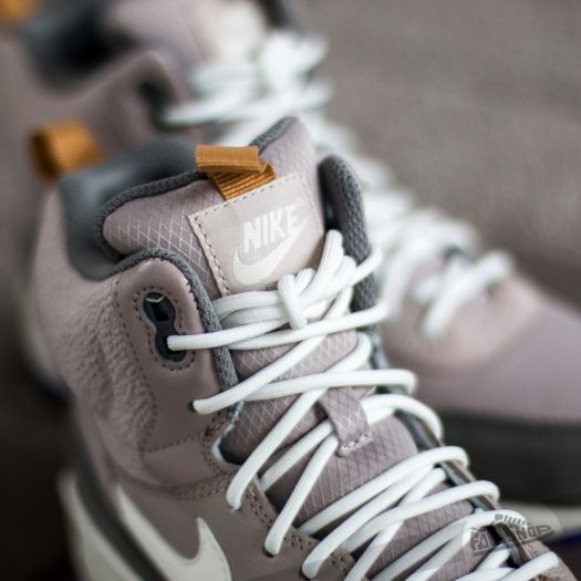 nike air max sneakerboot women's