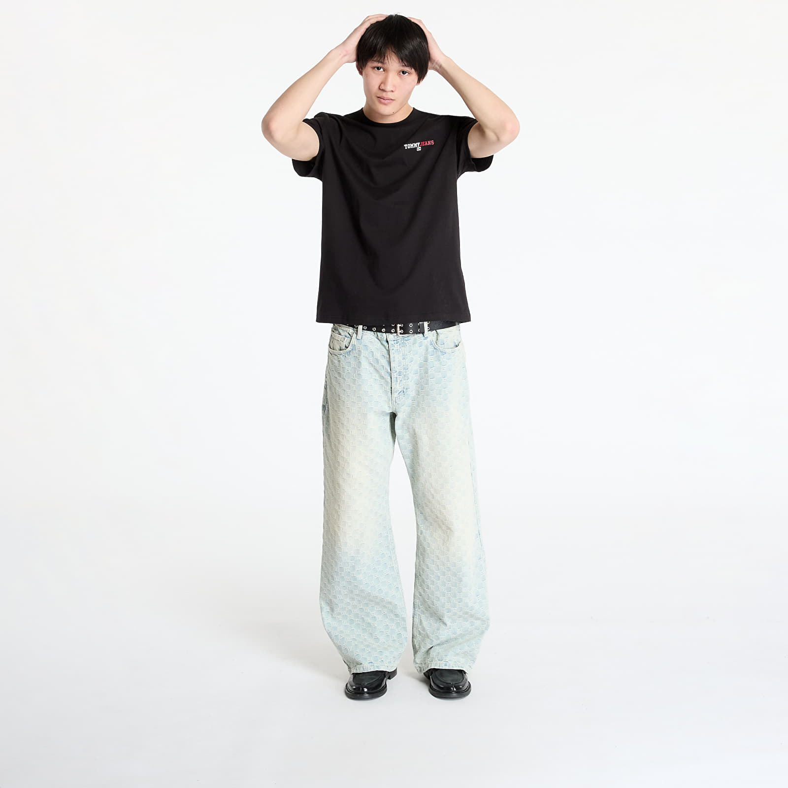 T-skjorter for menn Tommy Jeans Regular Dna Graphic Tee Black