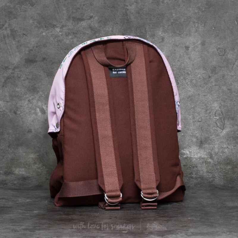 EASTPAKxRAF SIMONS パテッドバックパック EASTPAKxRAF SIMONS パテッドバックパック EASTPAK X RAF SIMONS