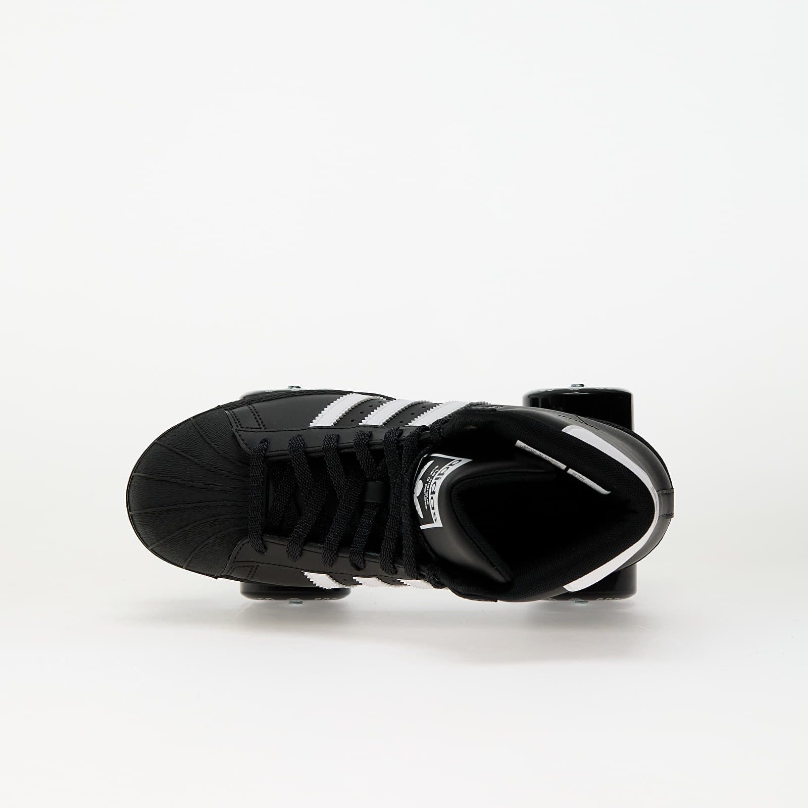 Skor för kvinnor adidas Superstar 82 Skate W Core Black/ Ftwr White/ Silver Met.