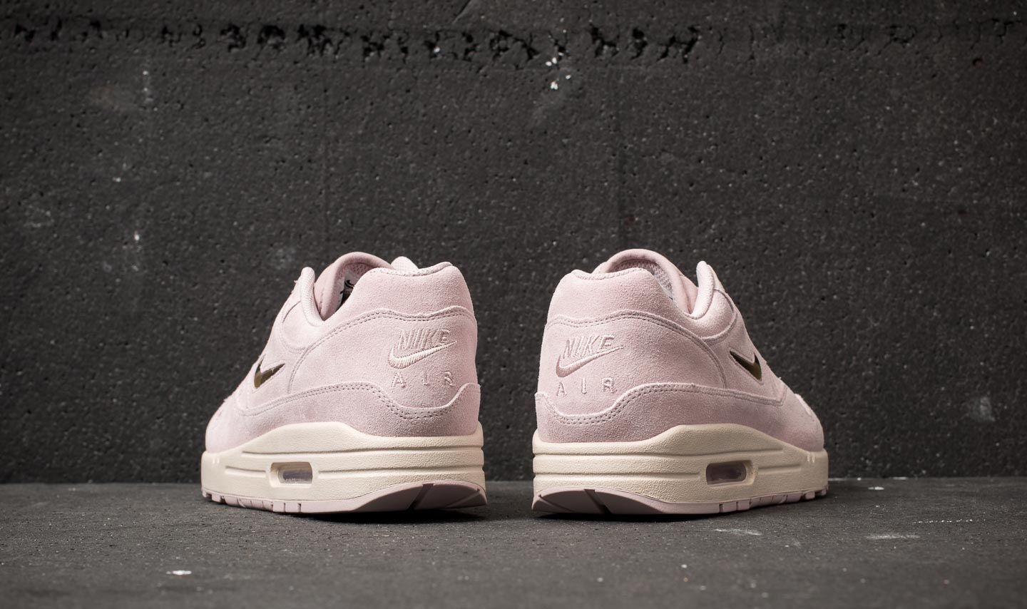 Buty męskie Nike Air Max 1 Premium SC Particle Rose/ Metallic Gold