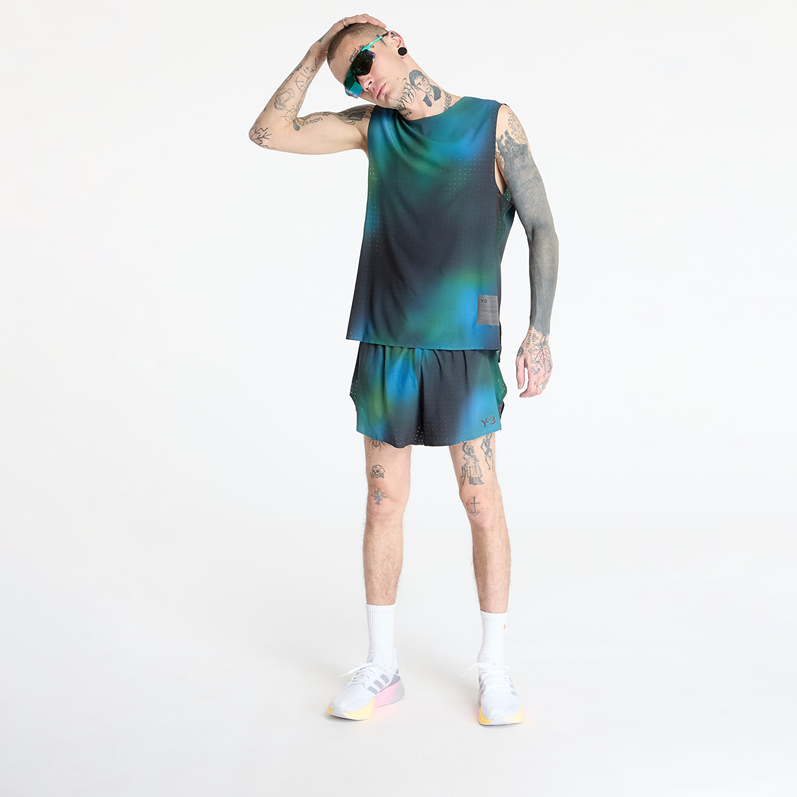 Šortky Y-3 Allover Print Running Shorts UNISEX Multicolor