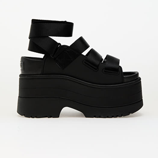 リ*ン様 【UGG】GOLDENRISE BLK US7(24cm) UGG W Goldenrise Black | Footshop