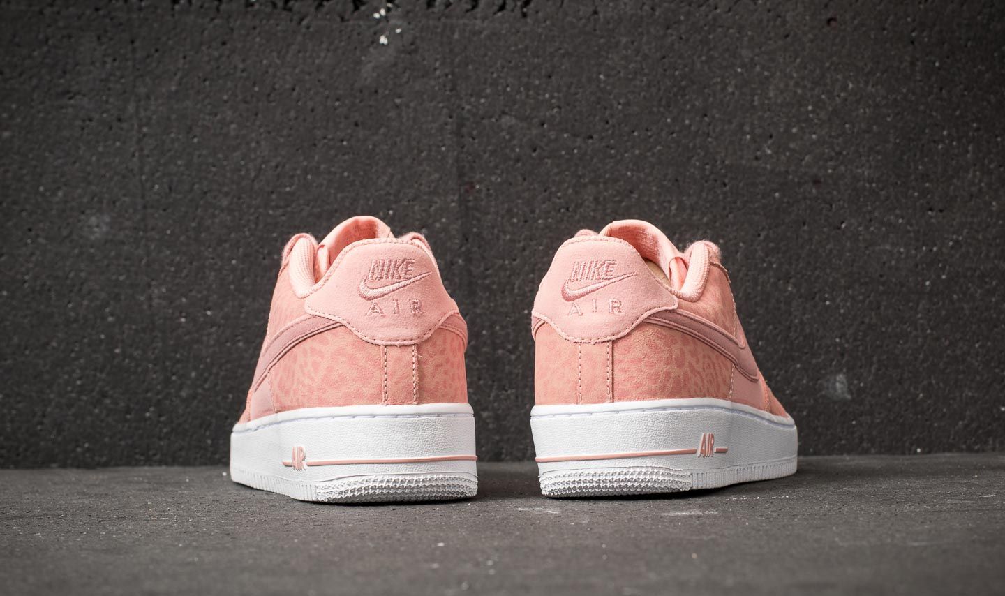 Sneaker und Schuhe für Kinder Nike Air Force 1 LV8 (GS) Coral Stardust/ Rust Pink-White