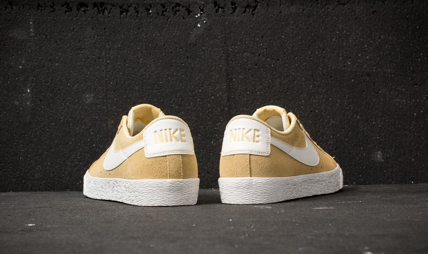 Nike sb blazer low lemon wash best sale