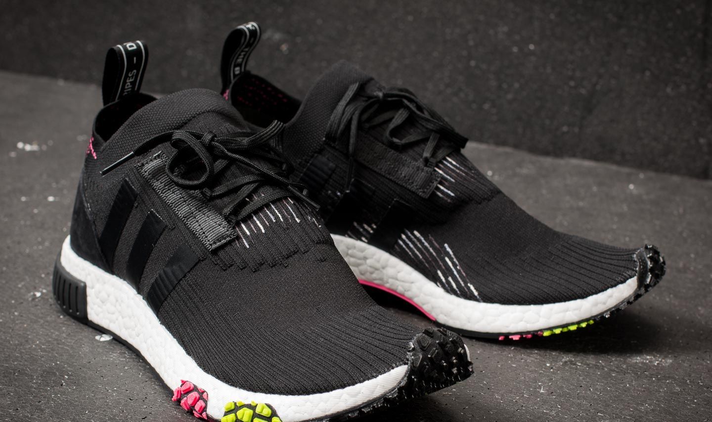 Vyriška avalynė adidas NMD_Racer Primeknit Core Black/ Core Black/ Solar Pink